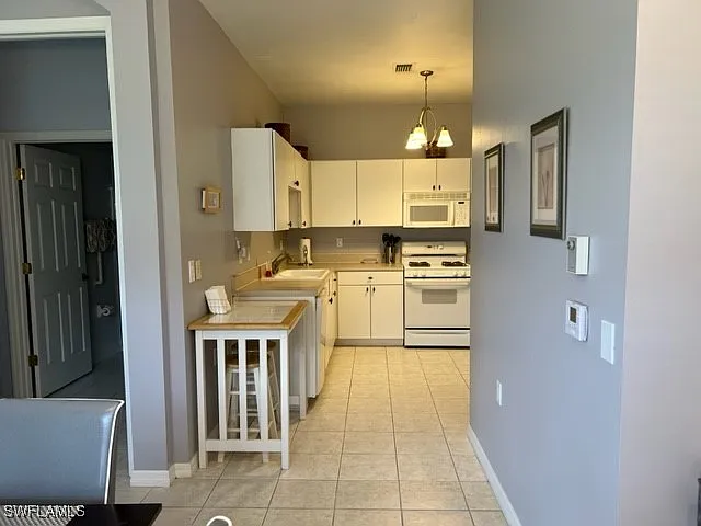 10541 Diamante Way — Photo 9