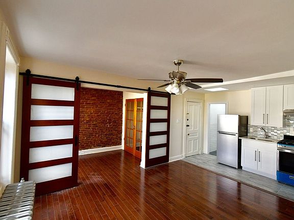 3rd image of 1405 Dean St #3R
