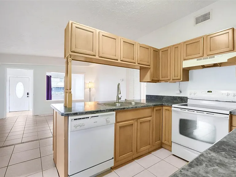 107 Garrison Dr — Photo 14