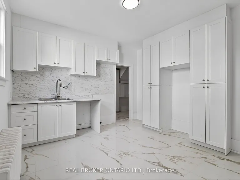 4417B Ellis St — Photo 24