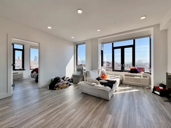 327 Communipaw Ave APT 503, Jersey City, NJ 07304