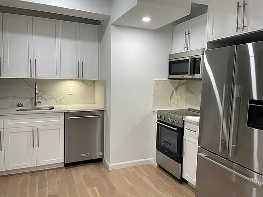 Rented by The Dermot Realty Management Company | media 13