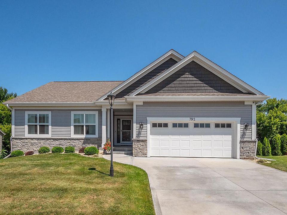1st image of 792 Willow Bend DRIVE