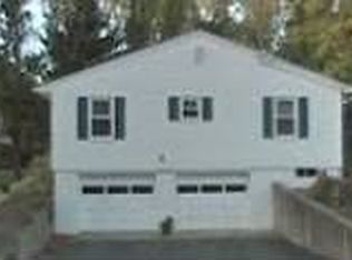 100 Jarvis Ave, Holyoke, MA 01040