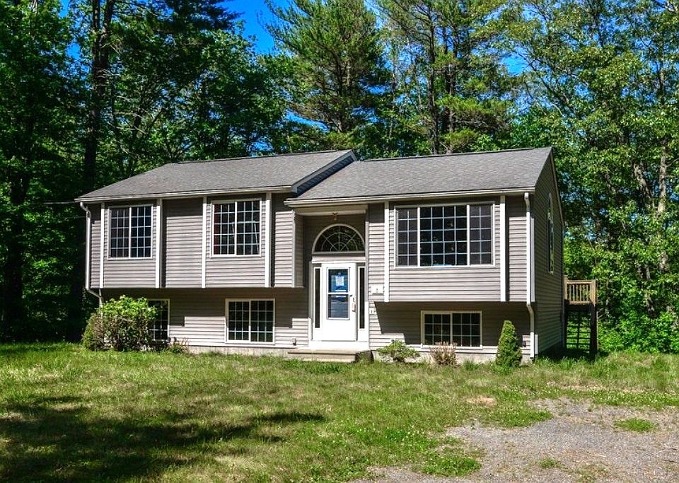 8 Knotty Oak Shrs, Coventry, RI 02816 Zillow