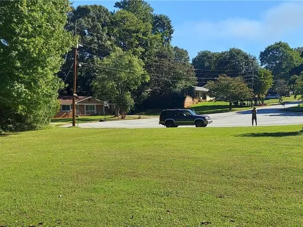 3965 Camelot Ct #7-36, Tucker, GA 30084