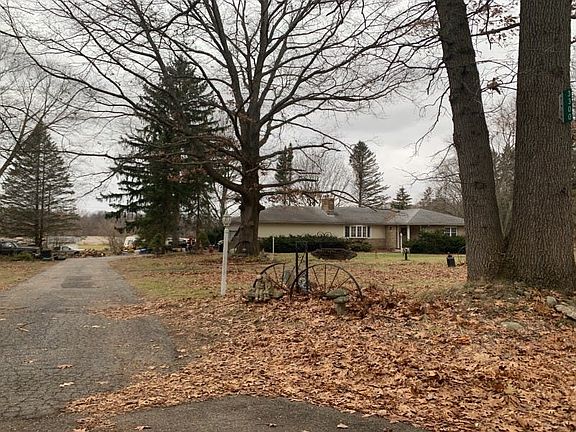 3rd image of 3300 Wellman Rd