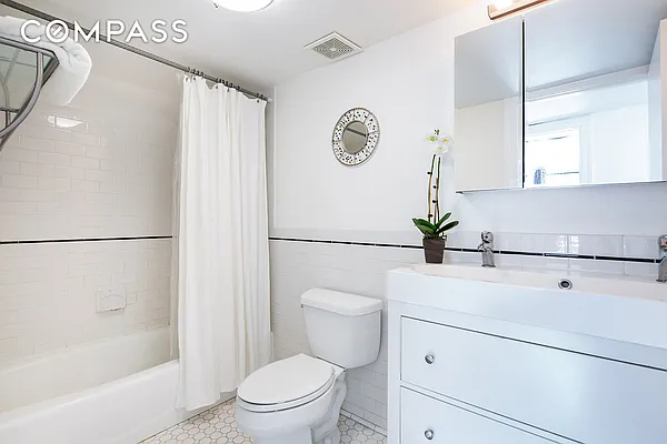 Sold by Compass | media 15