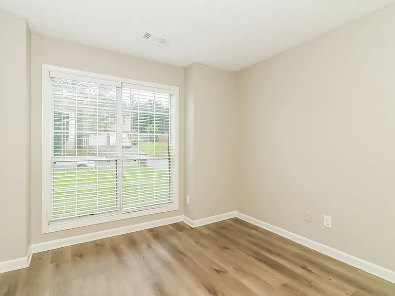 88 Ann Cir SE — Photo 13