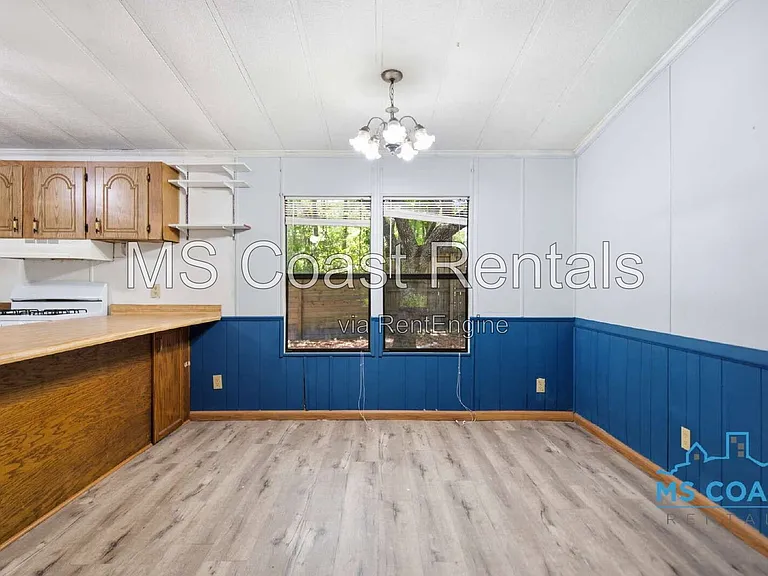 2617 N 16th St — Photo 7