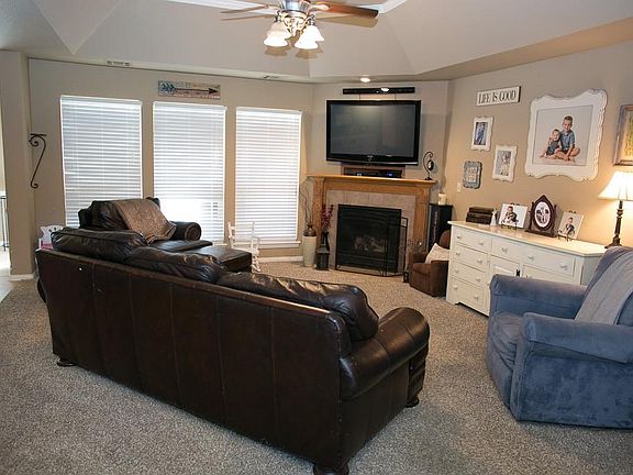 4th image of 14915 S Courtney Ln W