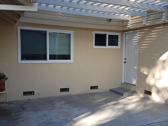 5th image of 2348 S San Tomas Aquino Rd