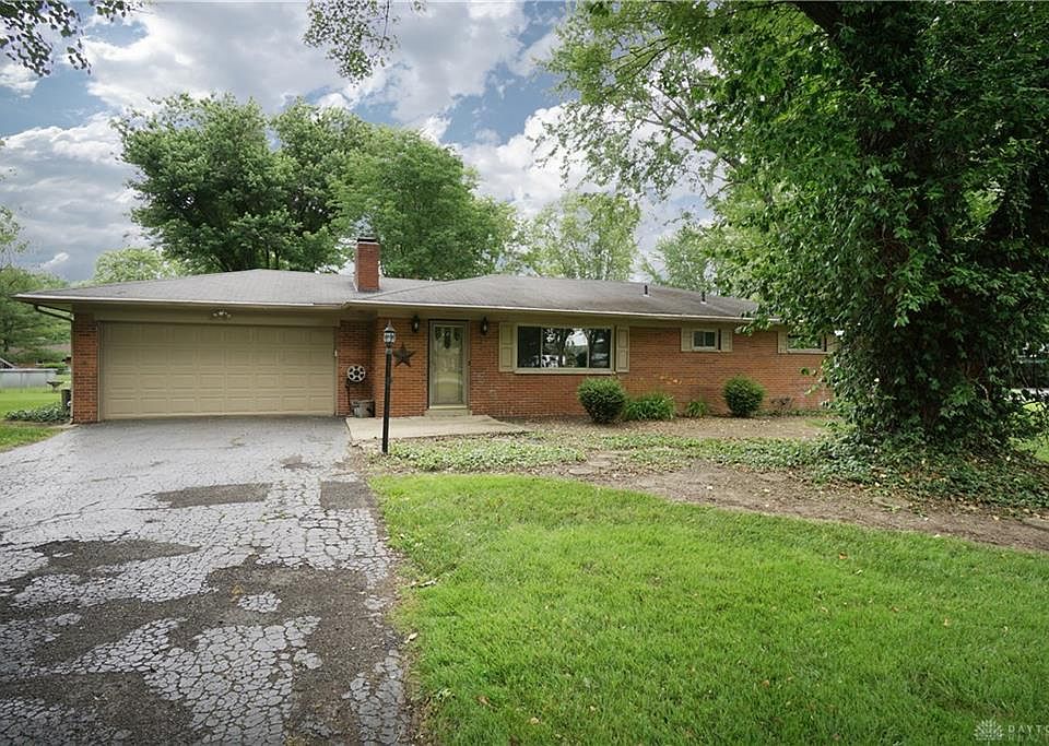 1st image of 1390 Nutwood Dr