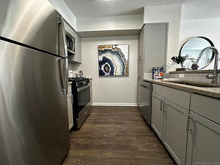 52 Forest St #1009 — Photo 14