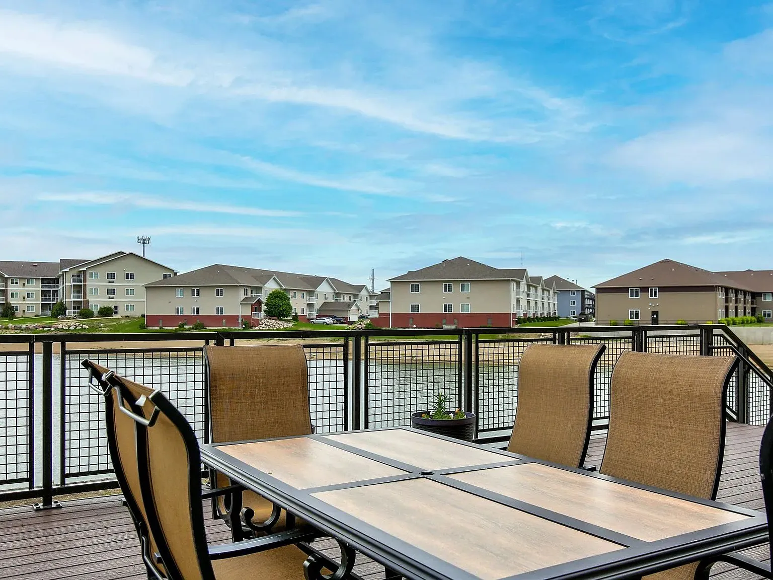 Lakewood Estates Apartments — Photo 4