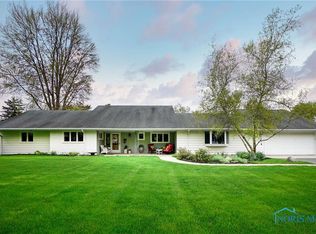 151 Blue Bonnet Dr, Findlay, OH 45840