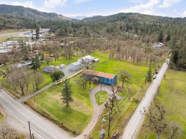 3361 Camp Joy Rd, Grants Pass, OR 97526