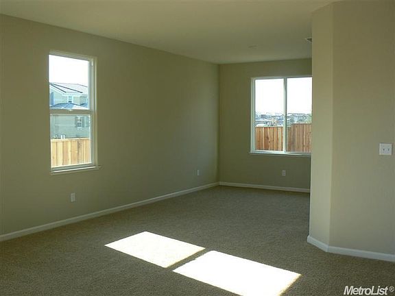 3rd image of 1648 Notting Hill Way