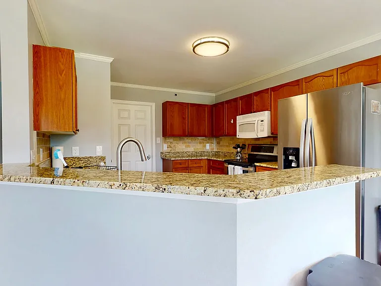 11239 Walland Ln — Photo 49