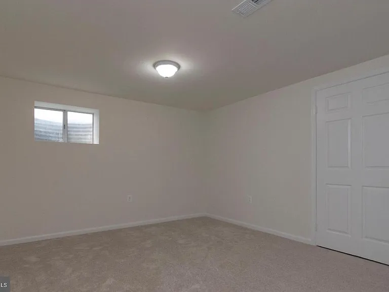 6120 Old Brentford Ct — Photo 37