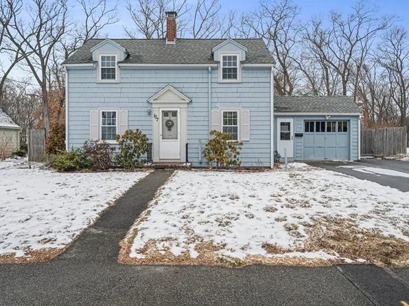 107 Homestead Ave, Weymouth, MA 02188