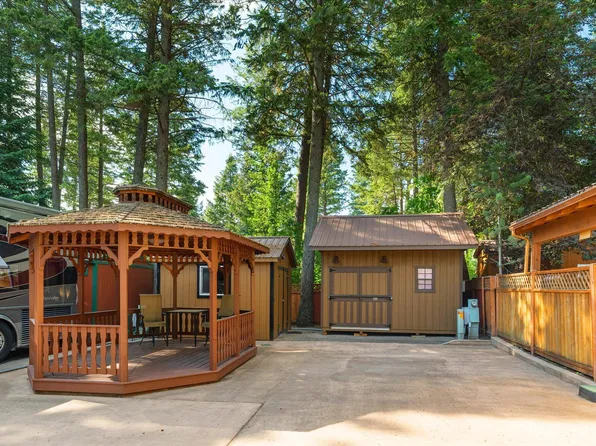 8546 Highway 35 Bch #Rv, Bigfork, MT 59911