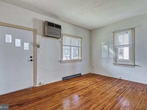 4th image of 417 3rd St
