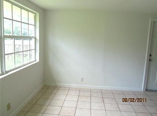 3rd image of 2336 Caroma Ln