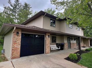 1817 12th Ave #1, Coralville, IA 52241