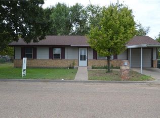 802 N Avenue F, Clifton, TX 76634