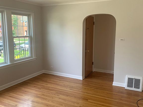 3rd image of 5046 N Major Ave #1
