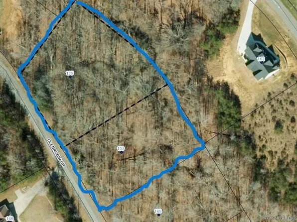 135 Glenrobin Dr, Eden, NC 27288