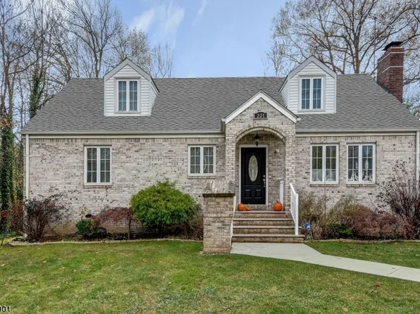 221 Hillside Ave, Springfield, NJ 07081