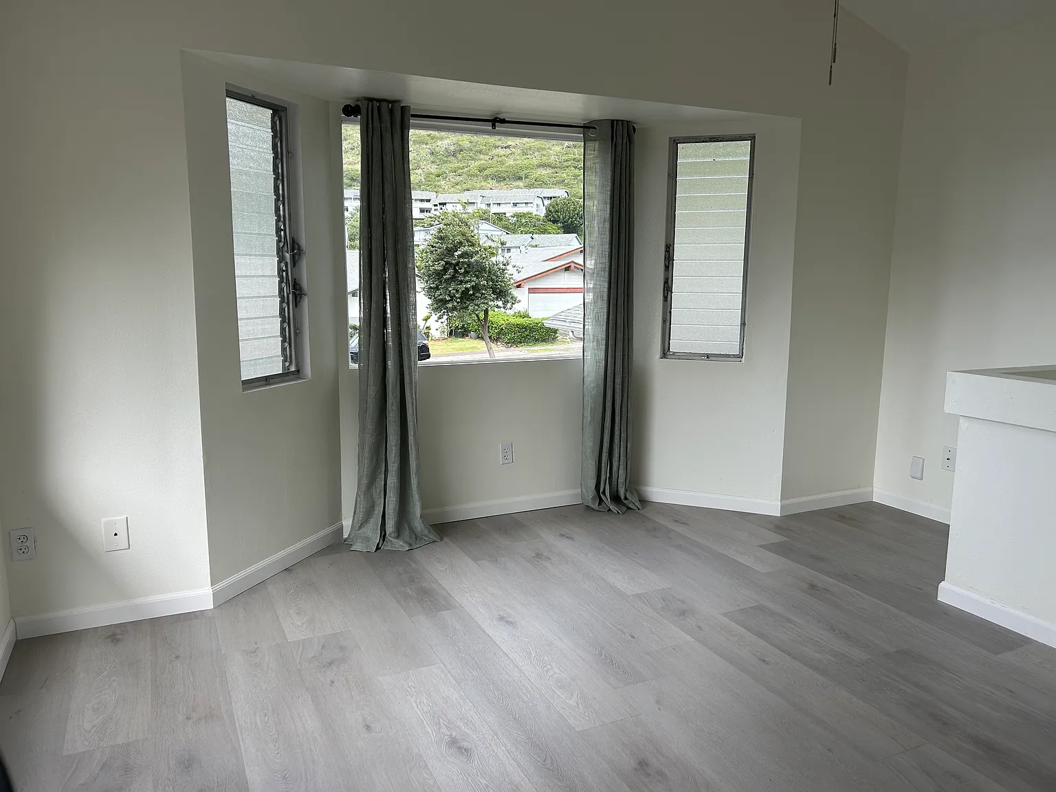 Lunalilo Home Rd, Honolulu — Photo 4