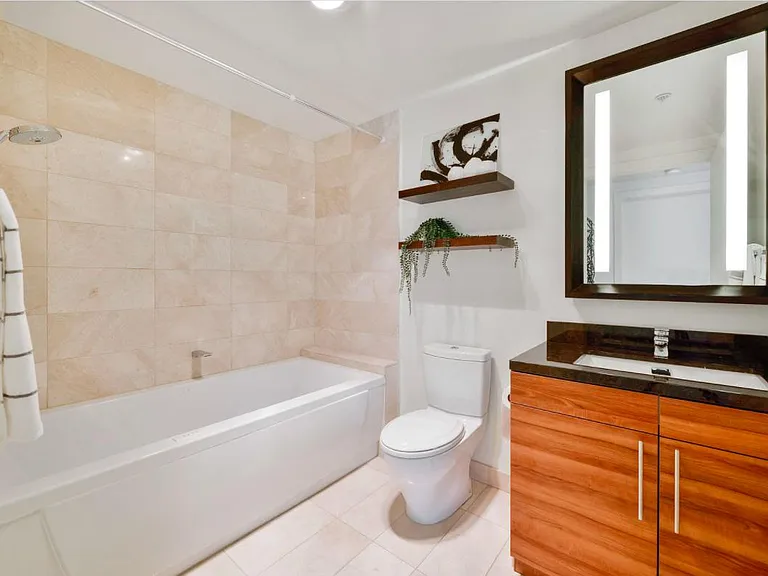 829 Folsom St #314 — Photo 13