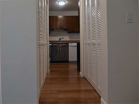 3rd image of 1709 Cato Cir #22