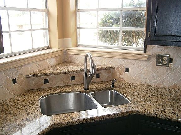 Kitchen touch sensitive sink