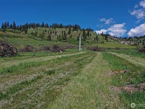 3rd image of 3 Ludwig Hill Rd