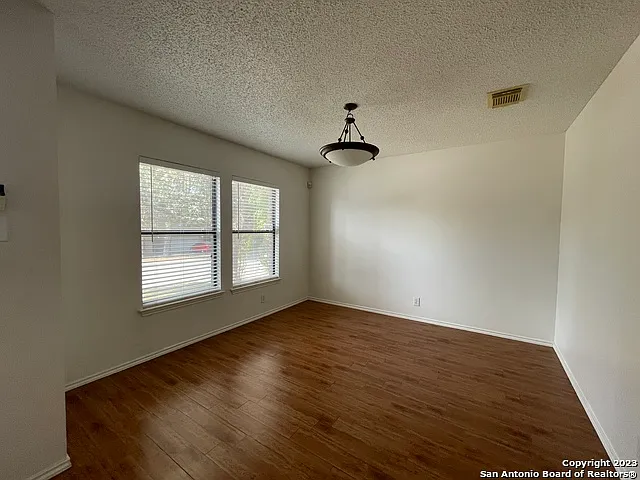9611 Diamond Stone — Photo 4