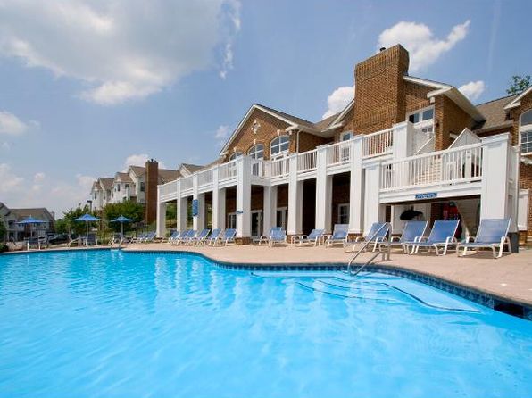 1015 Weybridge Ct APT 306
