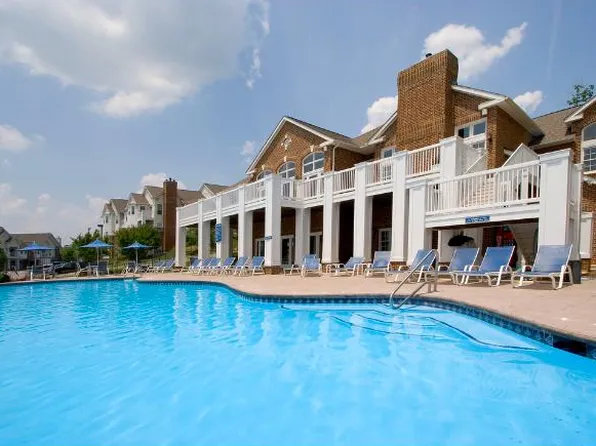 1015 Weybridge Ct APT 306, Charlottesville, VA 22911