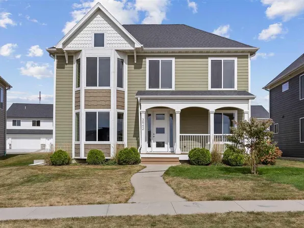 3942 Unbridled Ave, Iowa City, IA 52240