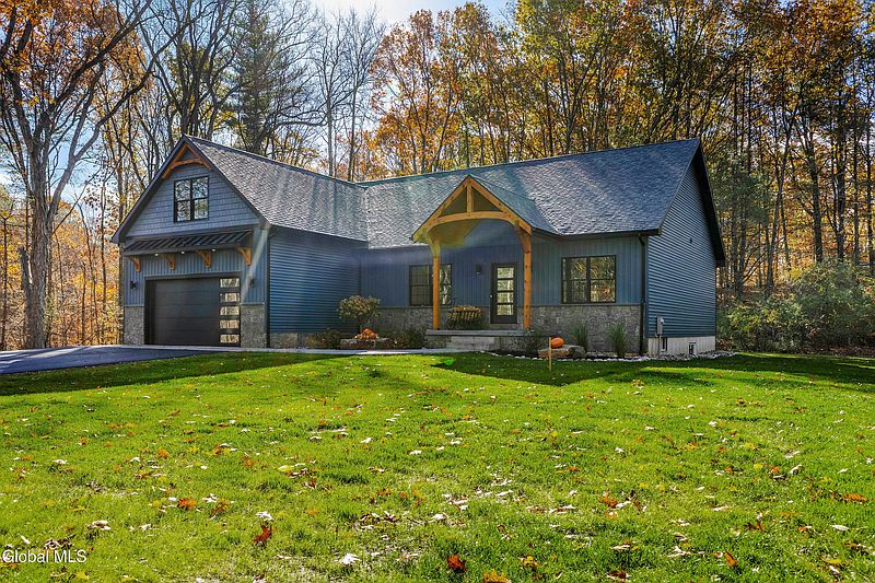3rd image of 82 Luther Road