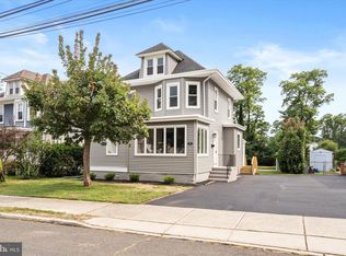 67 Locust Ave, Trenton, NJ 08610