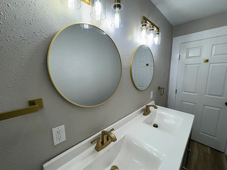 4015 Oakwood Ave — Photo 14