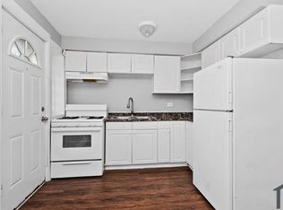 102 Memorial Dr APT 13, Calumet City, IL 60409