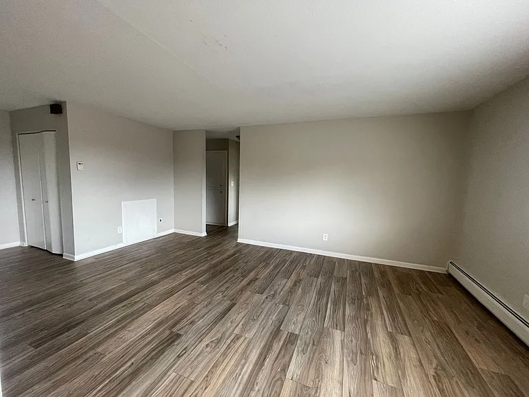 3101 Bromley Pl — Photo 7