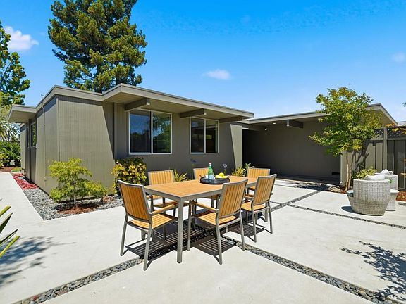 5th image of 771 Duncardine Way