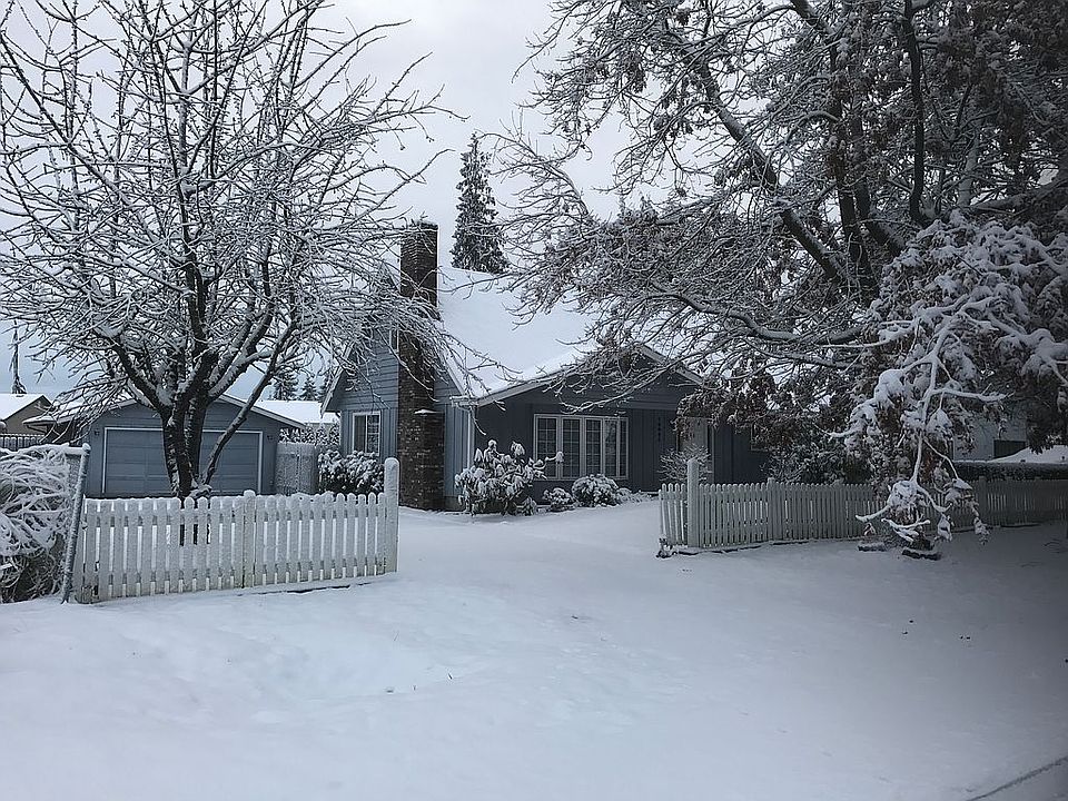 2nd image of 10025 23rd Dr SE