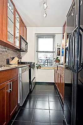 Sold by Argo Residential | media 23